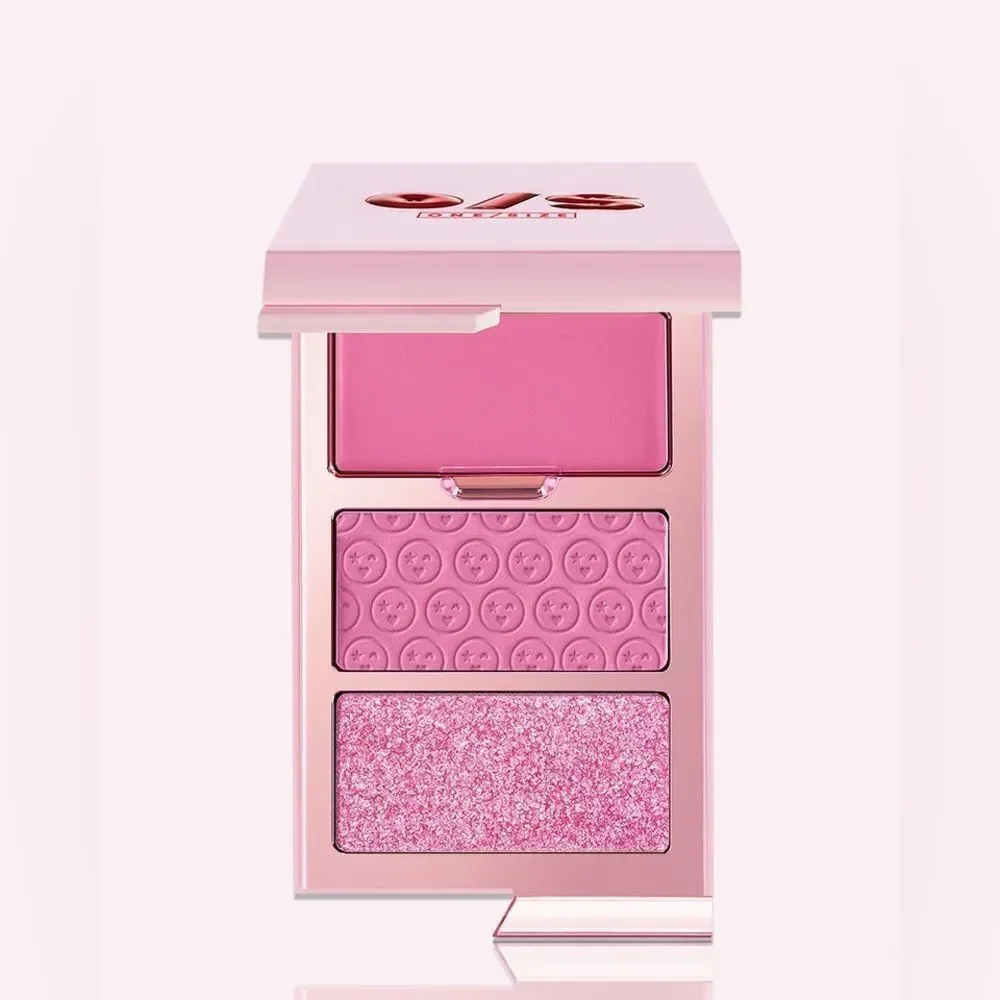 One/Size NEW CHEEK CLAPPER 3D BLUSH TRIO PALETTE in Attention Seeker